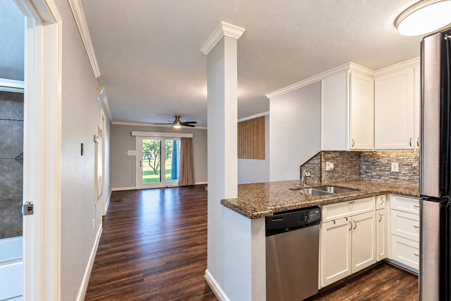 13151 Walden Road, Unit 121 Montgomery, TX 77356 - Photo 10 of 30 Dishwasher