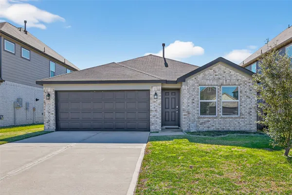 $2,050 | 2122 Artic Loon Drive, Conroe, TX 77385