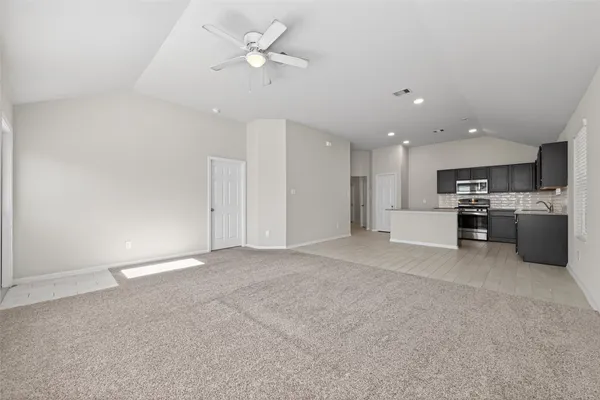 $2,050 | 2122 Artic Loon Drive, Conroe, TX 77385