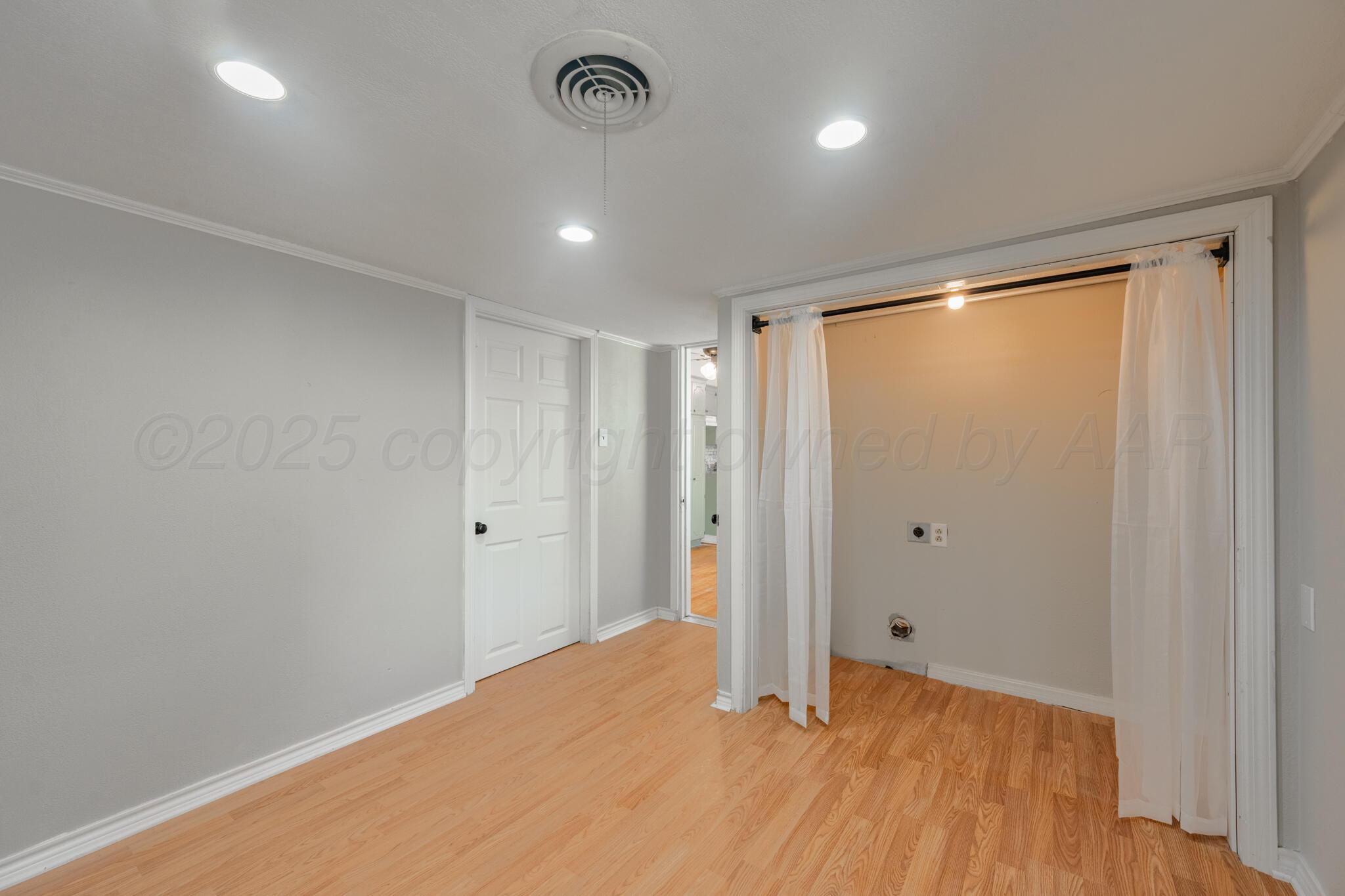 4014 South Lipscomb Street Amarillo, TX 79110 - Photo 11 of 17 bonus room 2 (1)