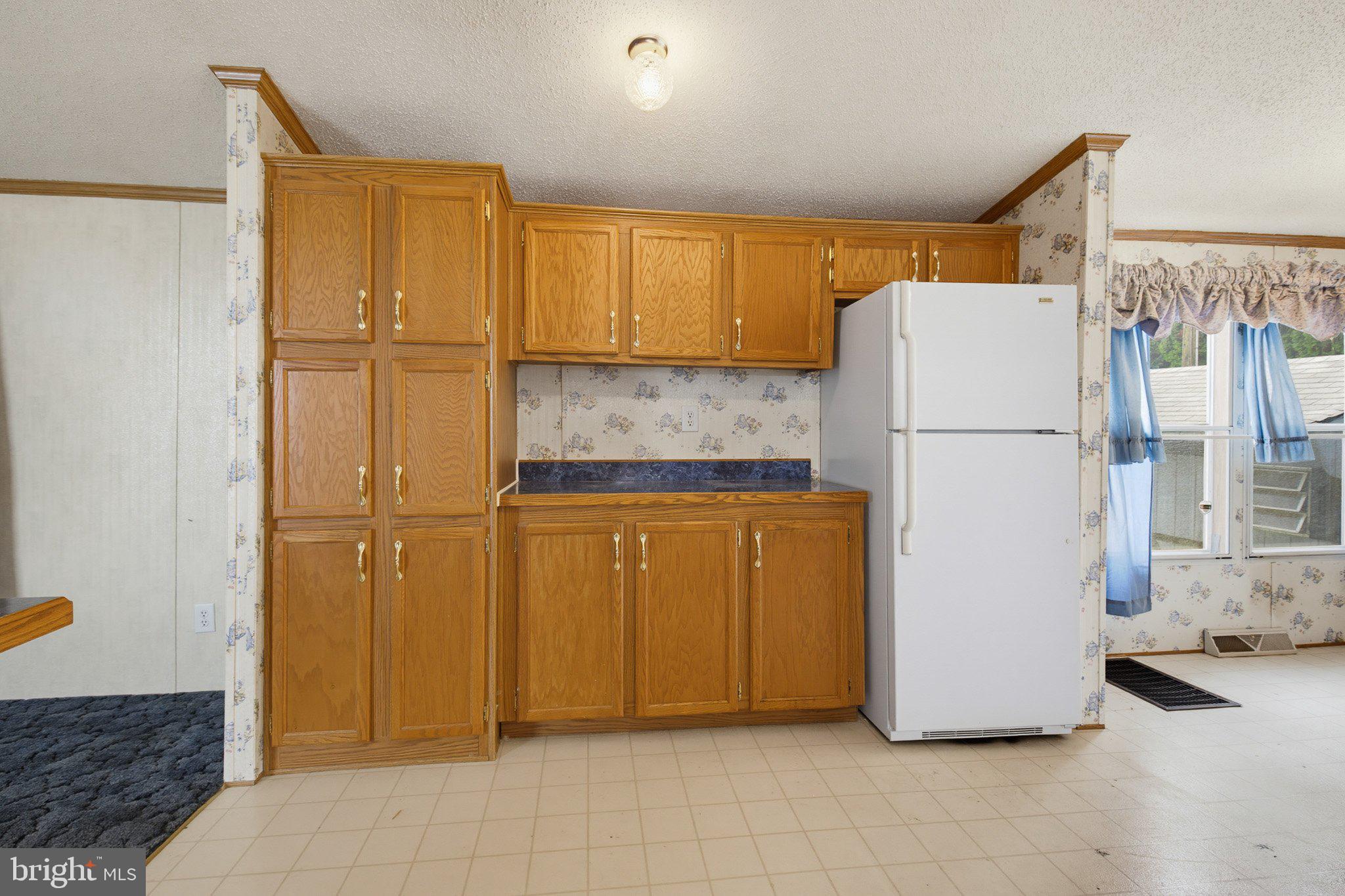 475 Wabash Road Ephrata, PA 17522 - Photo 15 of 33 Cozy kitchen with warm wood accents.