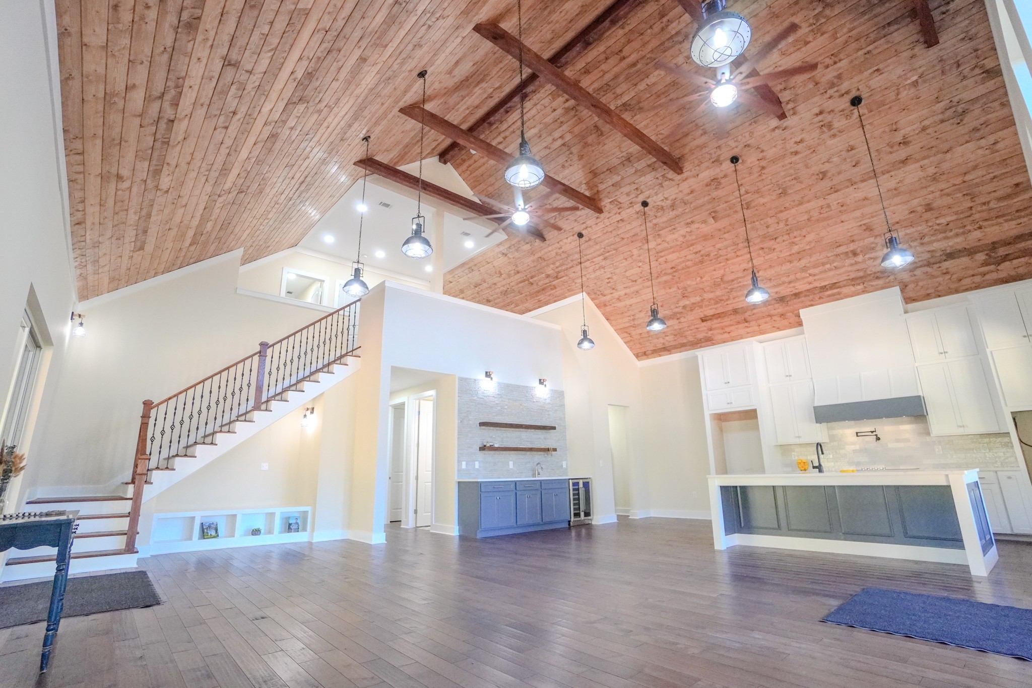 5109 Union Camp Road Lafayette, TN 37083 - Photo 15 of 36 a view of entryway and kitchen