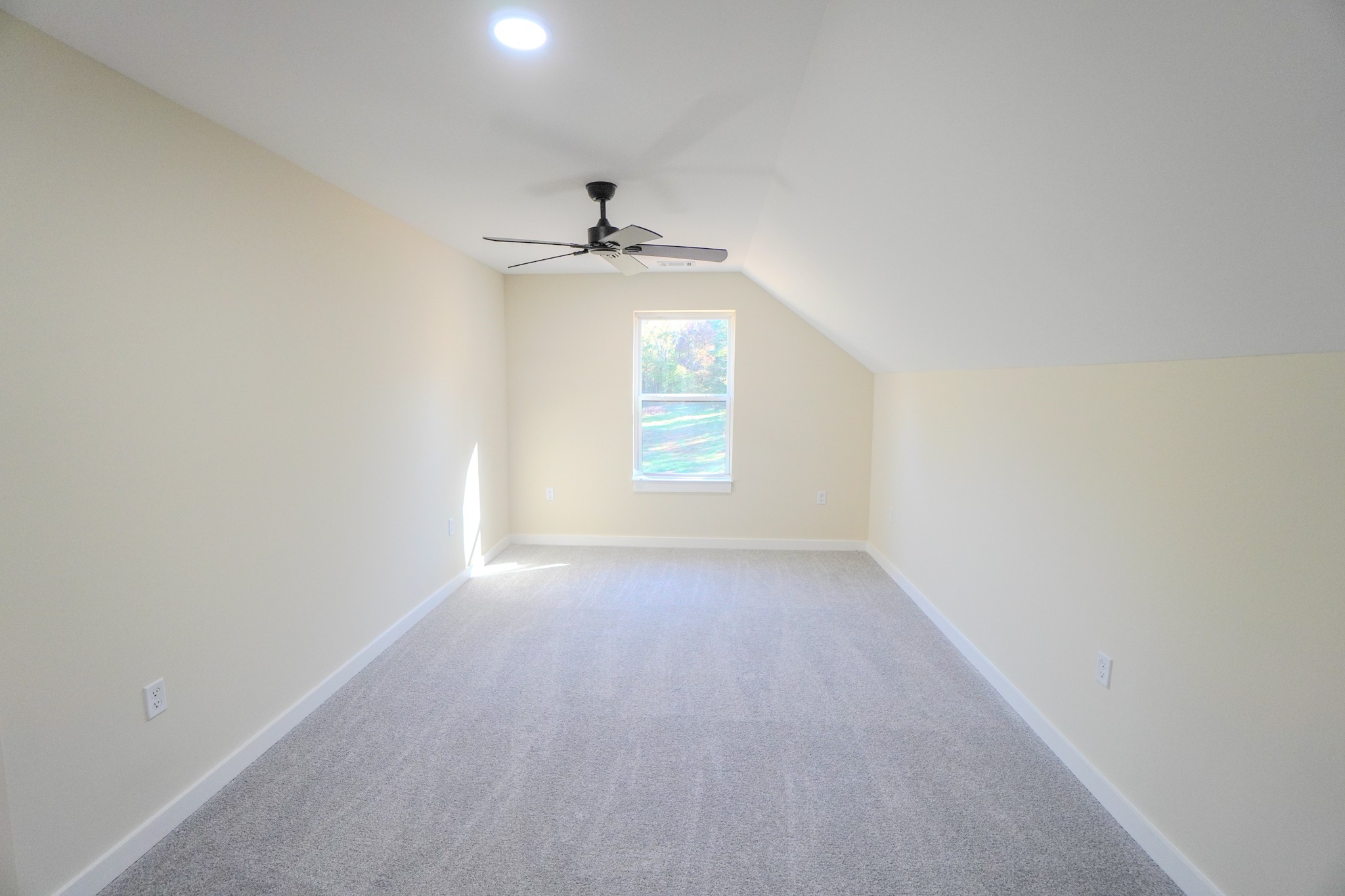 5109 Union Camp Road Lafayette, TN 37083 - Photo 27 of 36 a view of an empty room with a window