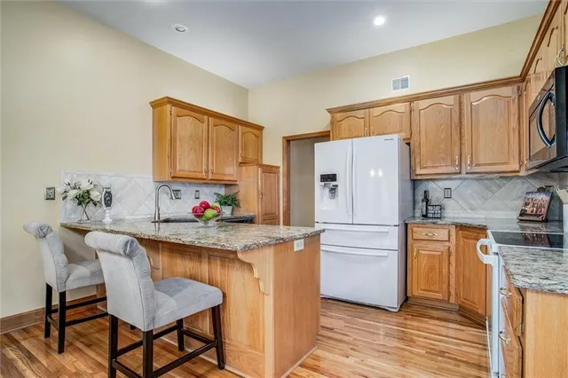 $325,000 | 6322 Norwood Court, Raytown, MO 64133