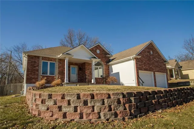 $325,000 | 6322 Norwood Court, Raytown, MO 64133