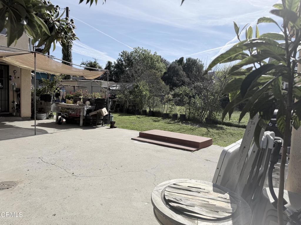 321 Walnut Street Santa Paula, CA 93060 - Photo 3 of 4 a view of outdoor space yard and patio