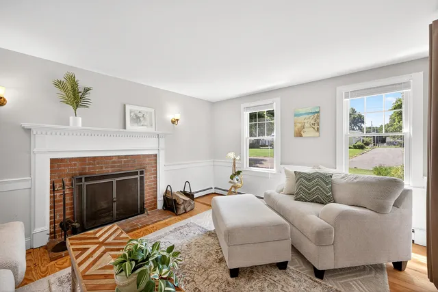 $929,000 | 5 Canary Street, Sandwich, MA 02563