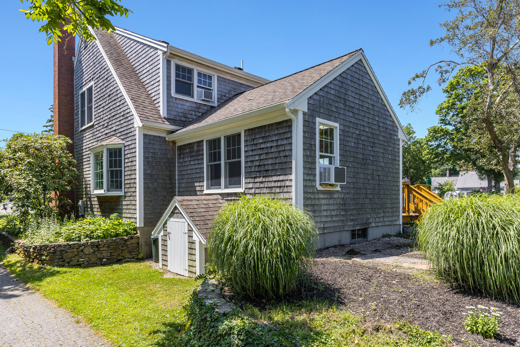 5 Canary Street Sandwich, MA 02563 - Photo 2 of 45 a view of a house with garden