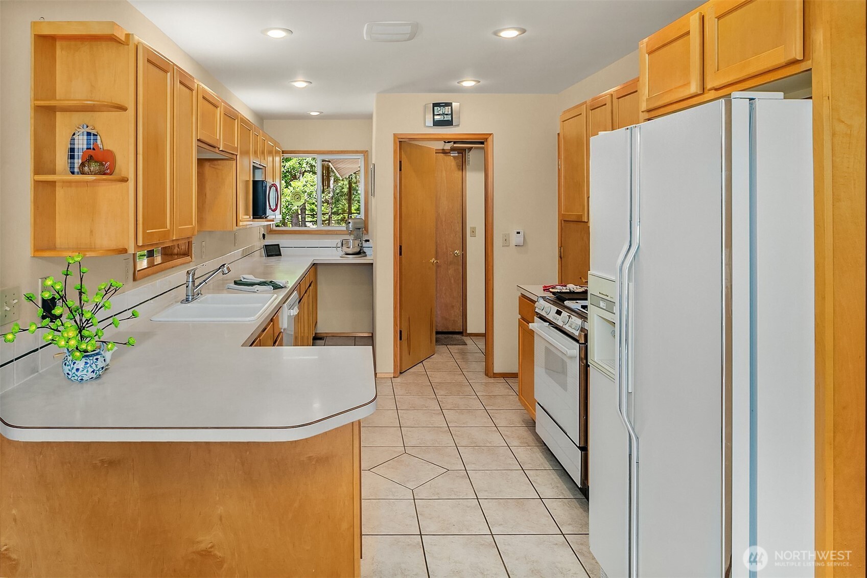 10700 Westside Road Cle Elum, WA 98922 - Photo 14 of 31