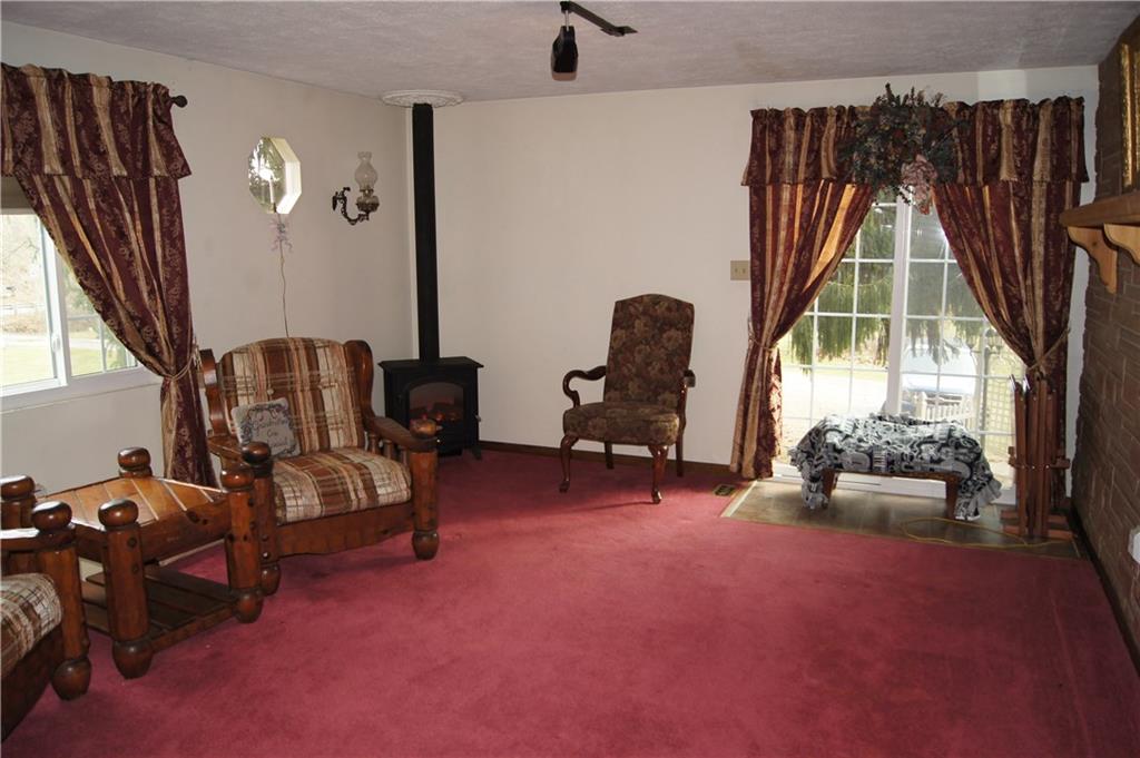 1098 Millerstown Road Tarentum, PA 15084 - Photo 14 of 22 Gallery Image 14