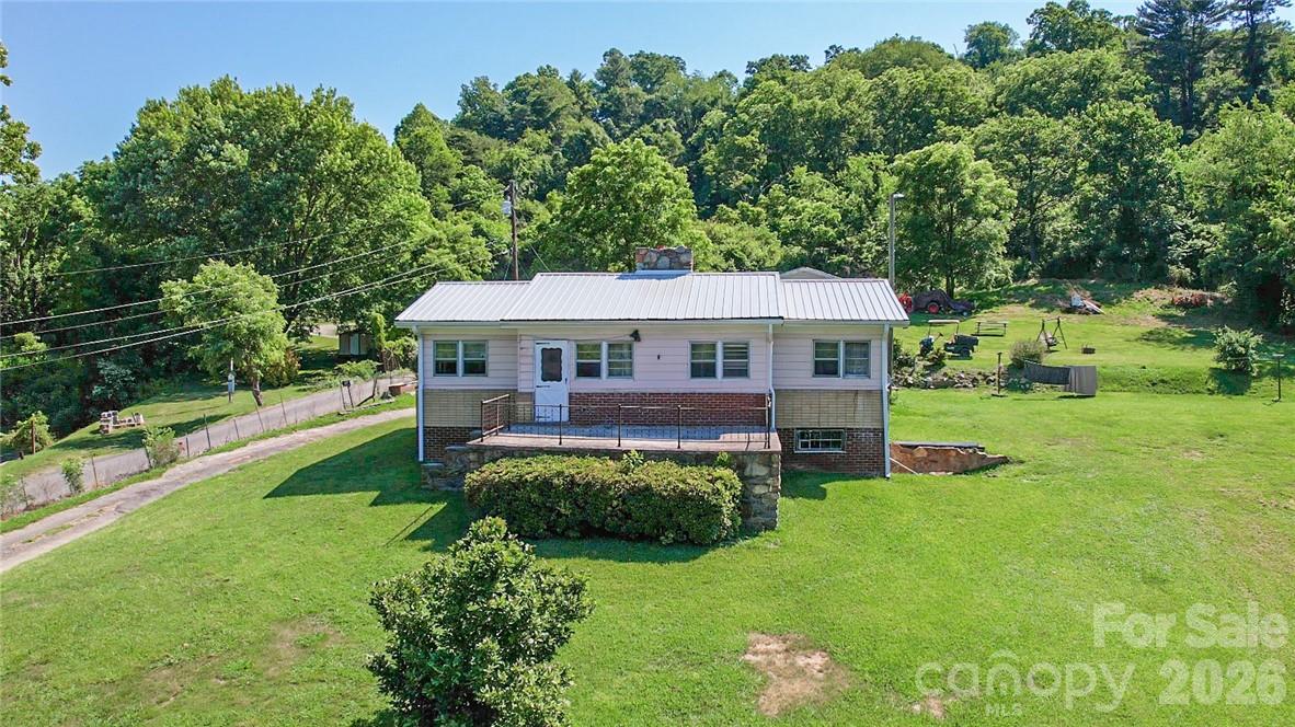 415 Weaverville Road Asheville, NC 28804 - Photo 1 of 47