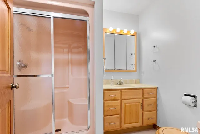 $420,000 | 2807 East Truitt Road, Chillicothe, IL 61523