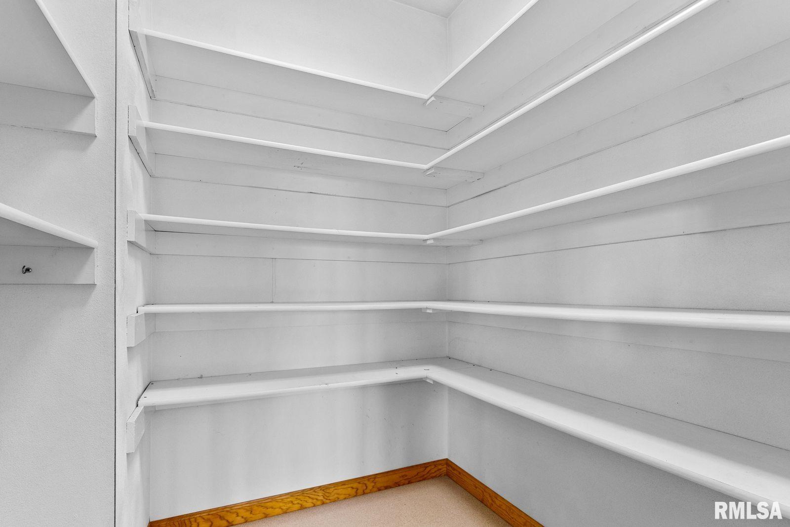 2807 East Truitt Road Chillicothe, IL 61523 - Photo 17 of 34