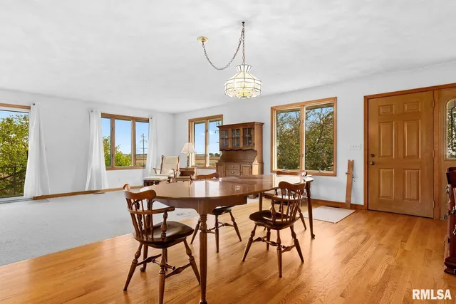 $420,000 | 2807 East Truitt Road, Chillicothe, IL 61523