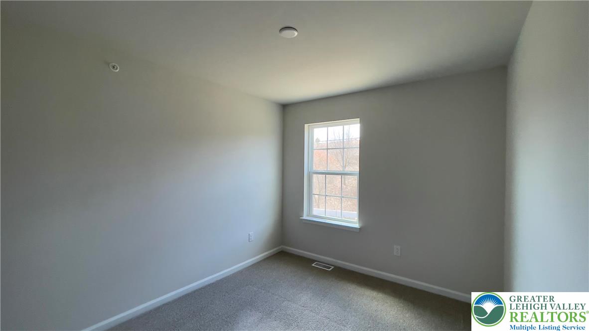 1137 Martin Road Breinigsville, PA 18031 - Photo 16 of 29