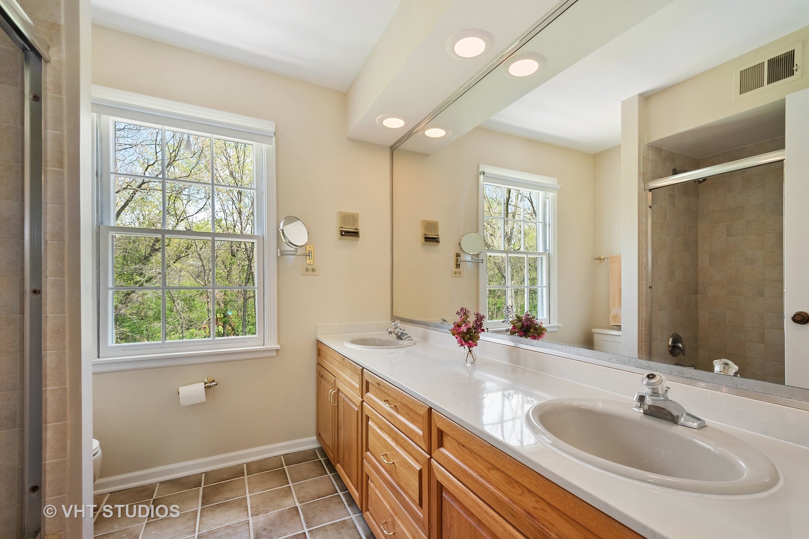 133 Ela Road Inverness, IL 60067 - Photo 18 of 32