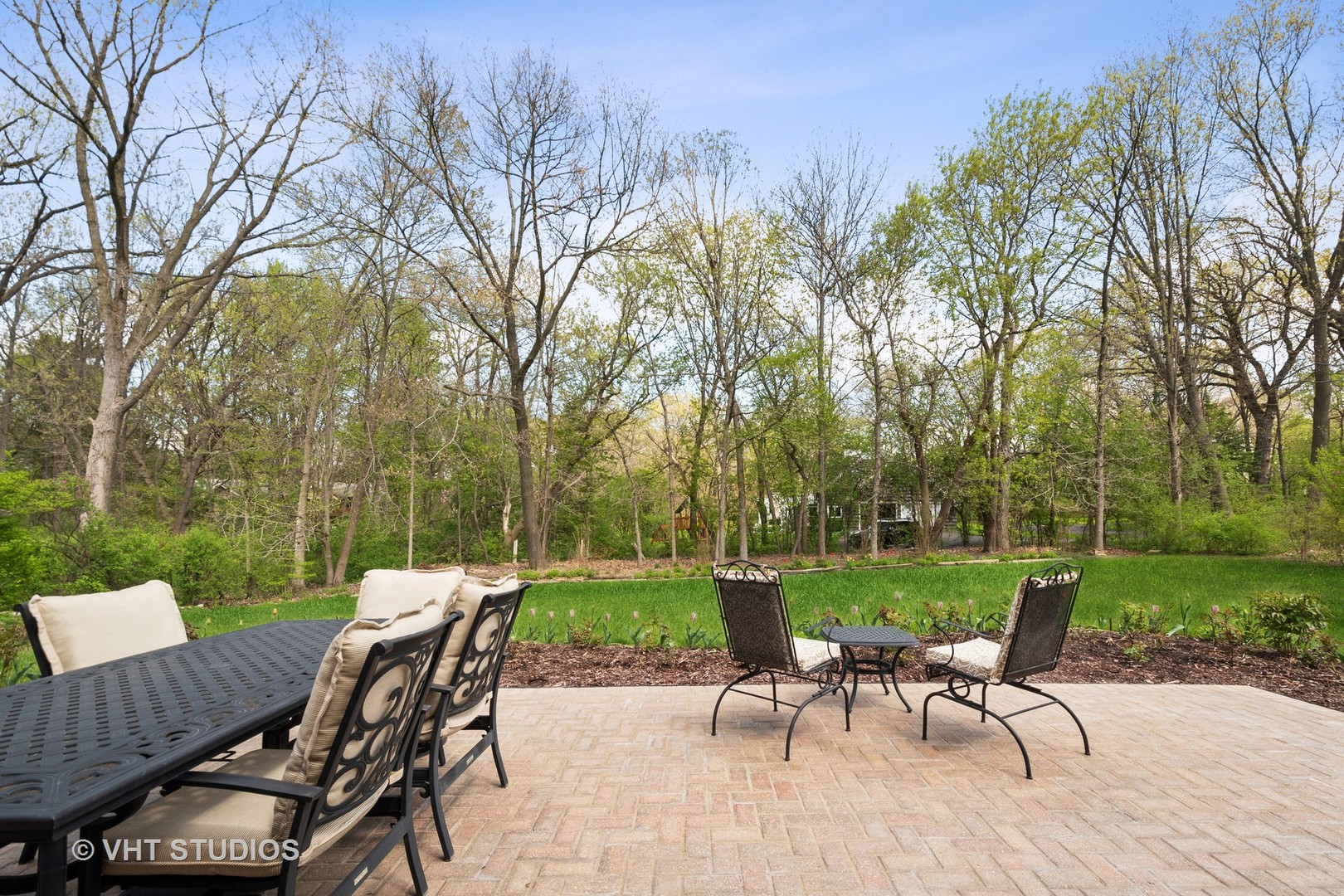 133 Ela Road Inverness, IL 60067 - Photo 23 of 32