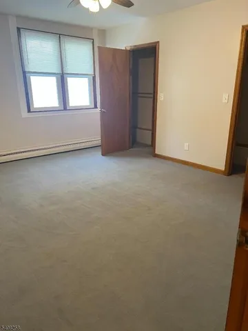 $2,200 | 192 Market Street, Unit 2, Belvidere, NJ 07823