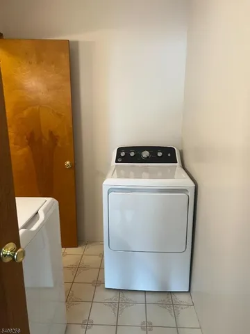 $2,200 | 192 Market Street, Unit 2, Belvidere, NJ 07823