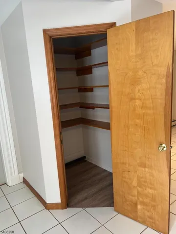 $2,200 | 192 Market Street, Unit 2, Belvidere, NJ 07823