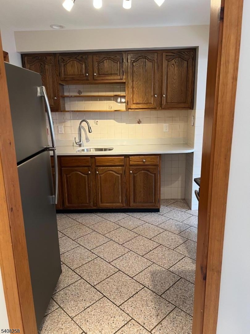 192 Market Street, Unit 2 Belvidere, NJ 07823 - Photo 7 of 17