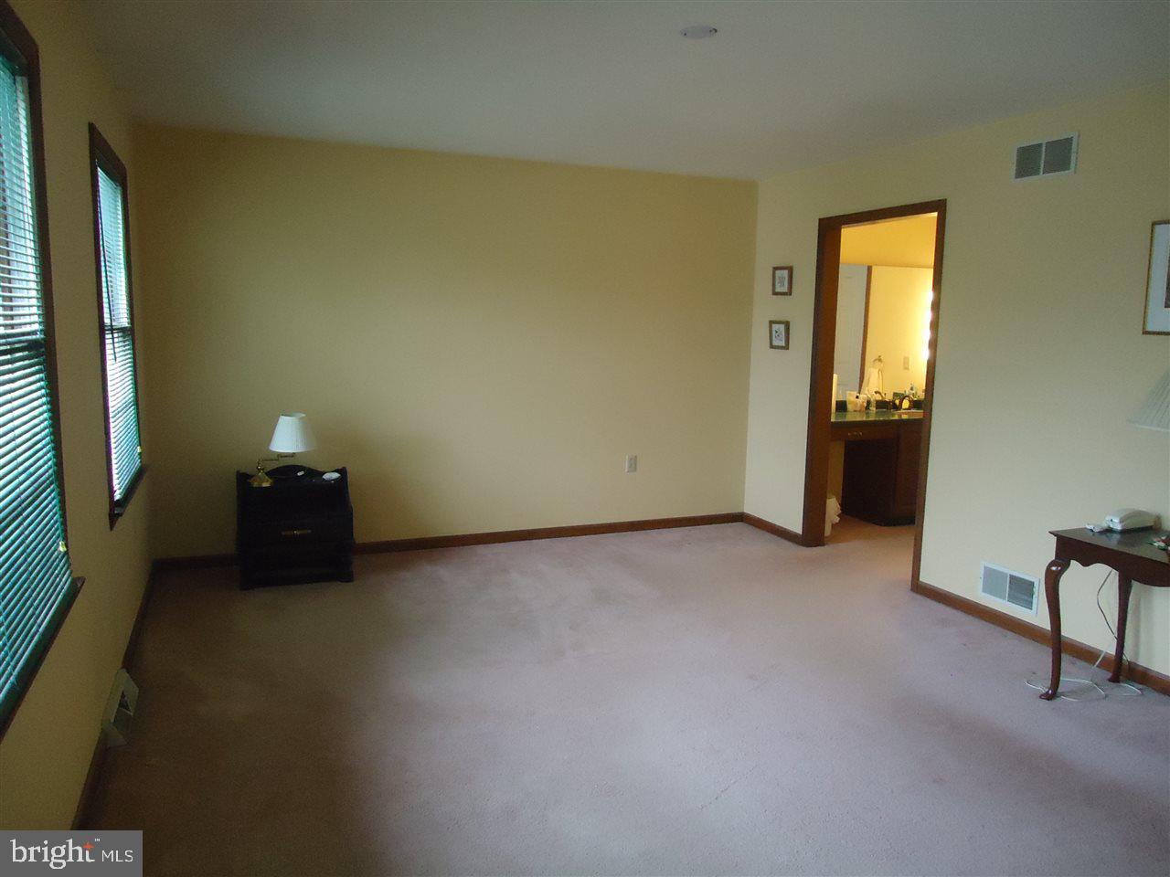1019 Armstrong Road Carlisle, PA 17013 - Photo 19 of 21 Gallery Image 19