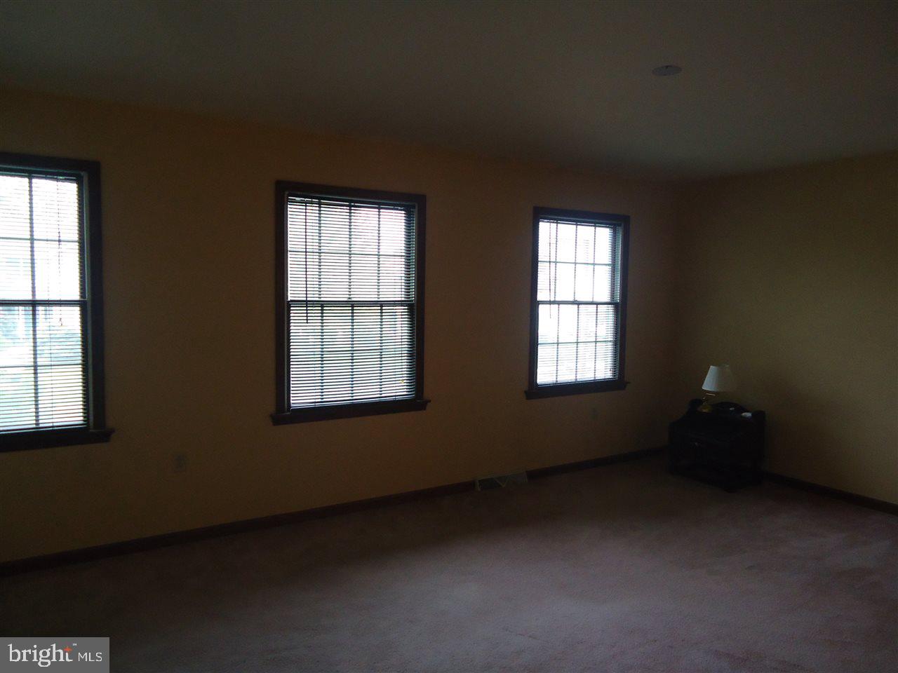 1019 Armstrong Road Carlisle, PA 17013 - Photo 20 of 21 Gallery Image 20