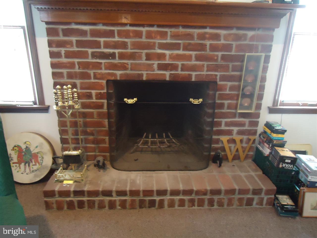 1019 Armstrong Road Carlisle, PA 17013 - Photo 7 of 21 Gallery Image 7