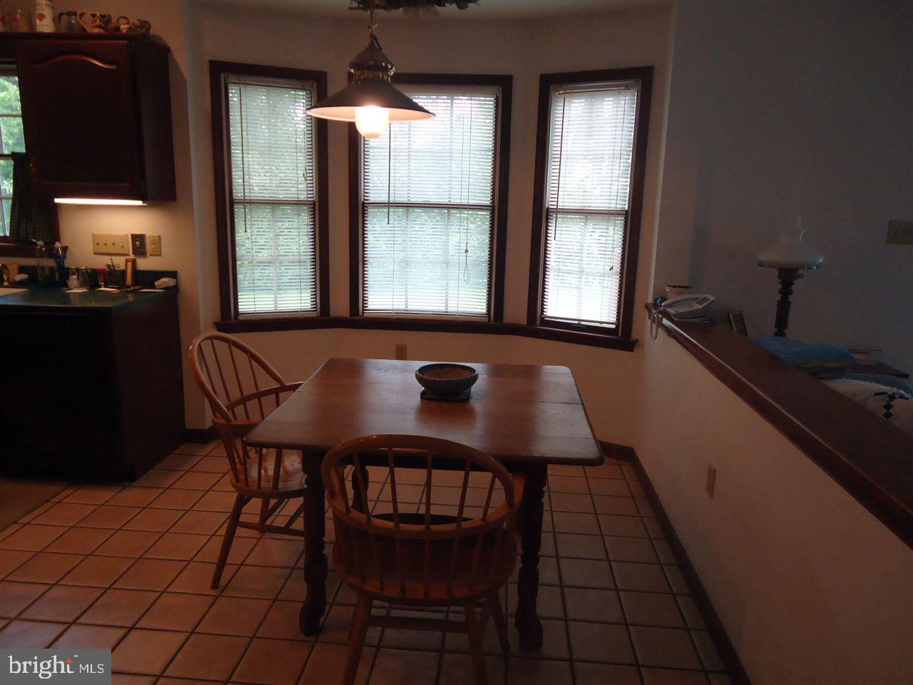 1019 Armstrong Road Carlisle, PA 17013 - Photo 9 of 21 Gallery Image 9