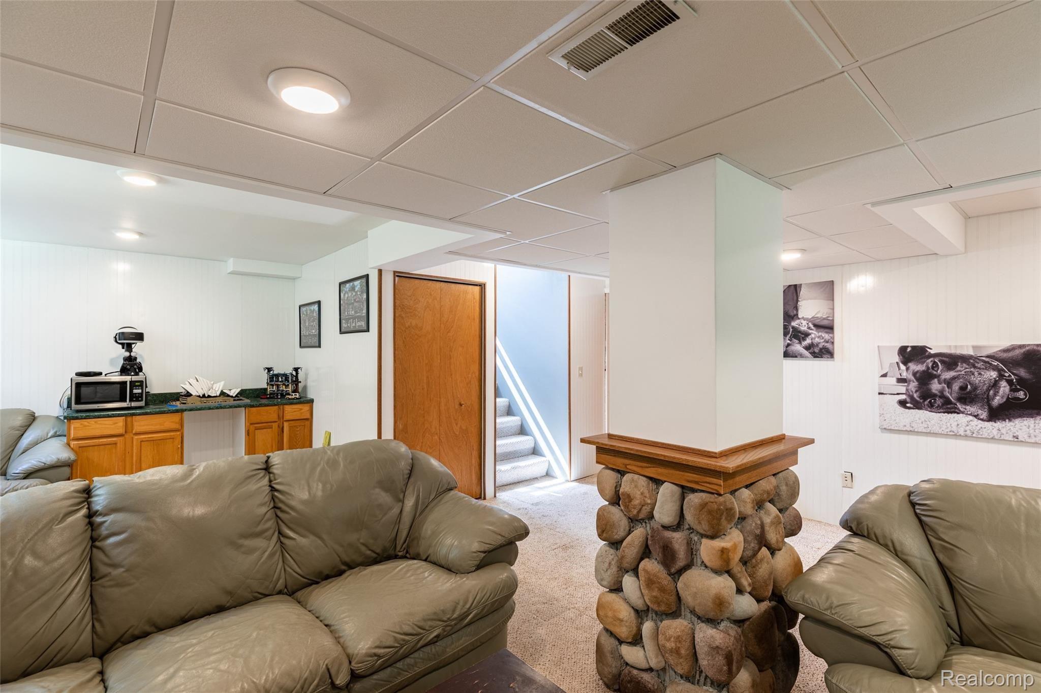 1095 Oakcrest Road Howell, MI 48843 - Photo 31 of 40 40.Basement