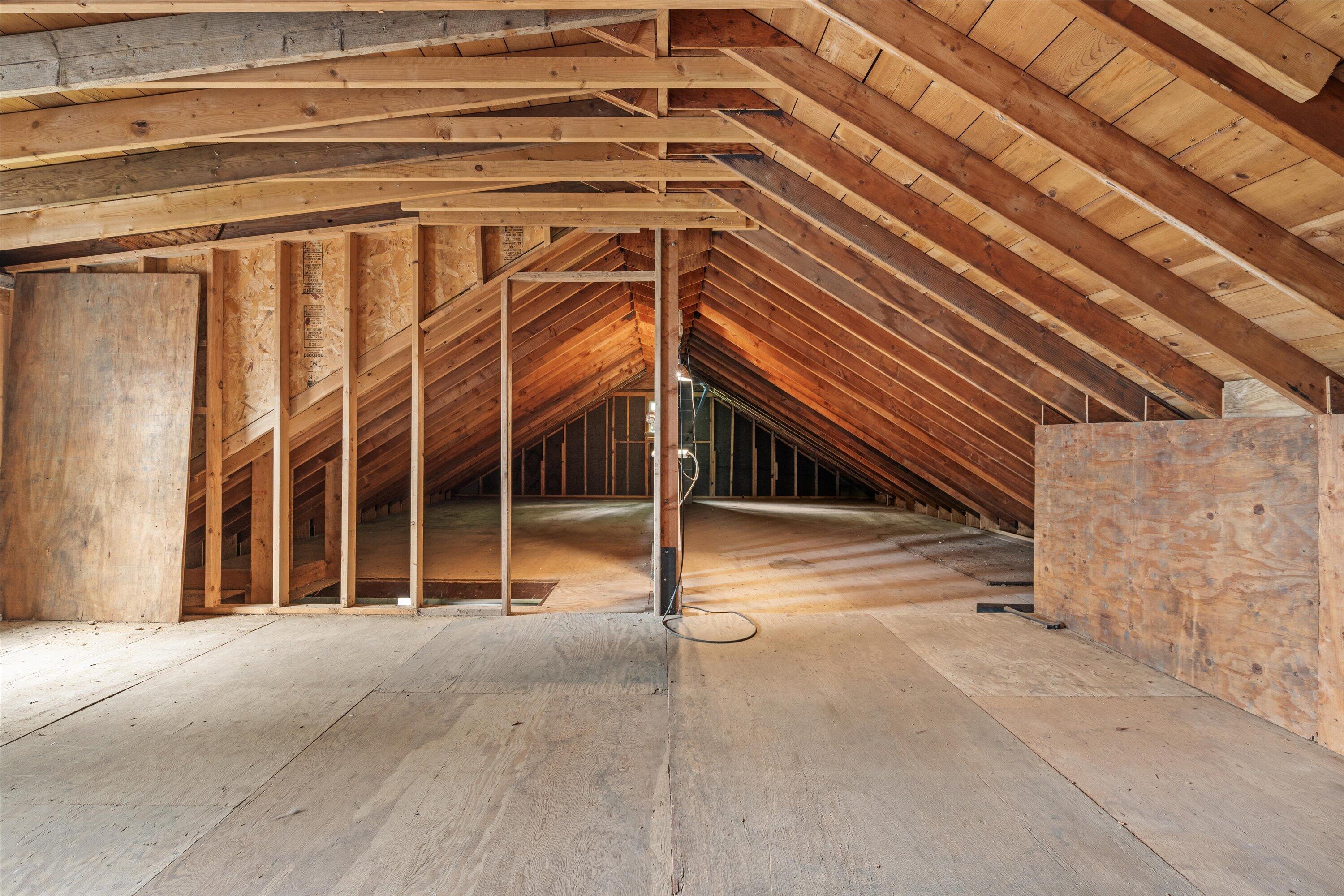 W330-s7098 County Road East Mukwonago, WI 53149 - Photo 25 of 60 Framed Space Over Garage