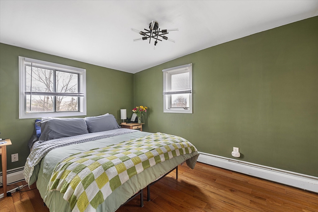 11 Alexander Road Worcester, MA 01606 - Photo 12 of 38