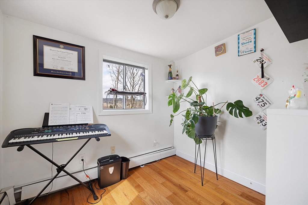 11 Alexander Road Worcester, MA 01606 - Photo 14 of 38