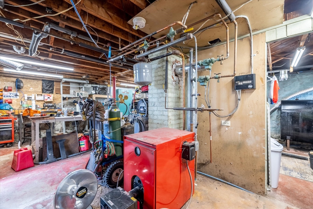 11 Alexander Road Worcester, MA 01606 - Photo 20 of 38