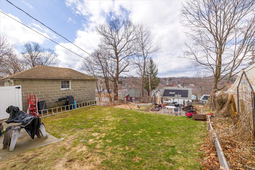 11 Alexander Road Worcester, MA 01606 - Photo 22 of 38