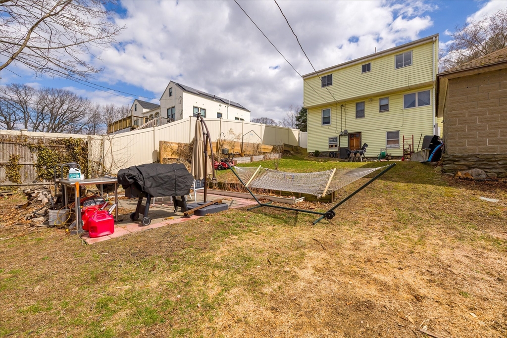 11 Alexander Road Worcester, MA 01606 - Photo 24 of 38