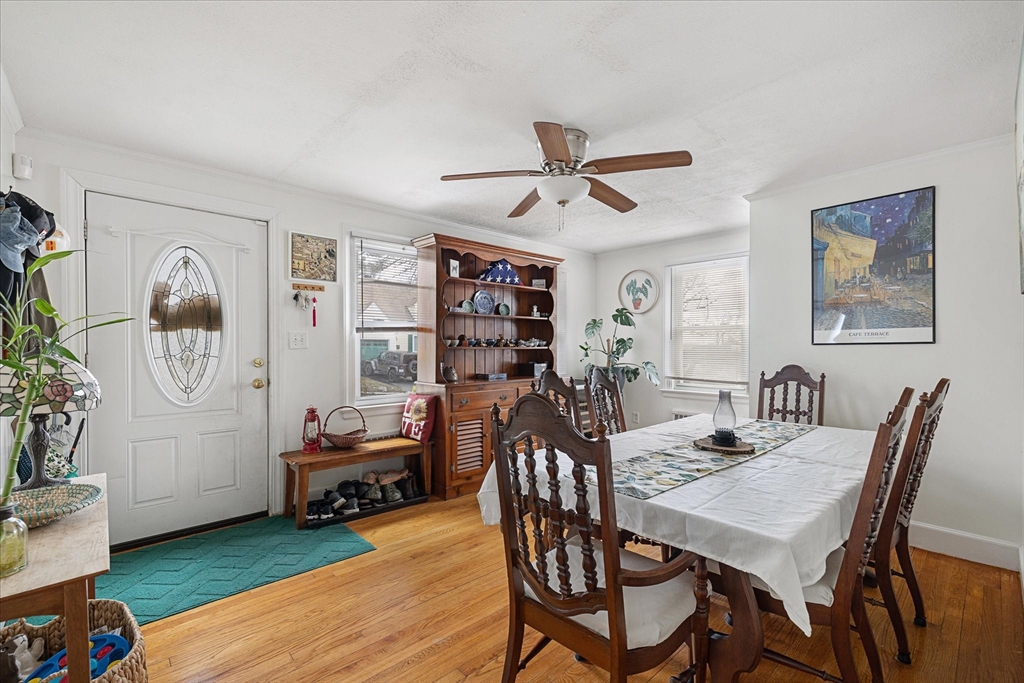 11 Alexander Road Worcester, MA 01606 - Photo 3 of 38