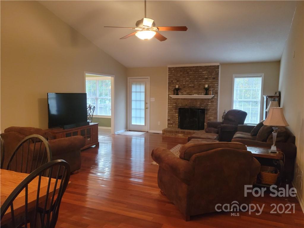 151 Stumpy Creek Road Mooresville, NC 28117 - Photo 3 of 28 Gallery Image 3