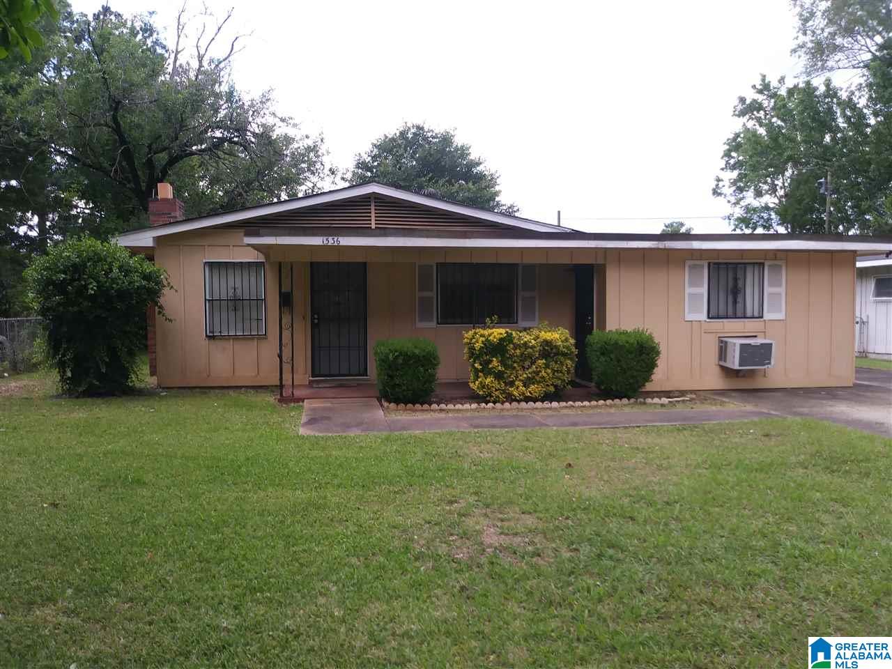1536 17th Way Southwest Birmingham, AL 35211 - Photo 1 of 1