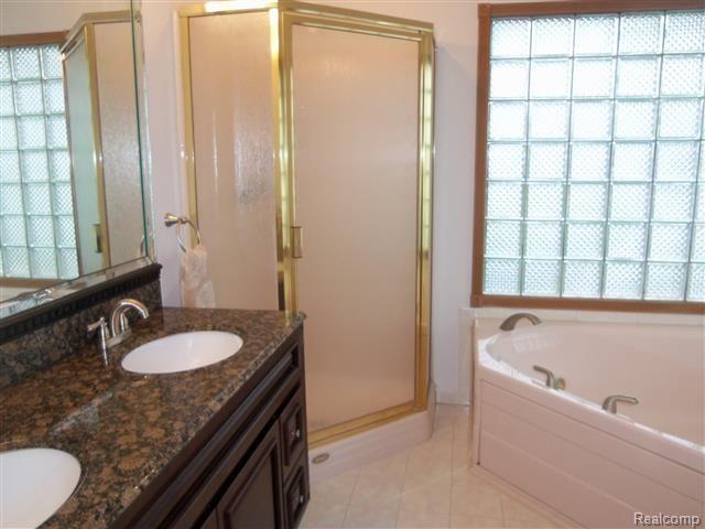 2311 Bullock Road Lapeer, MI 48446 - Photo 23 of 36 25 (Small).jpg