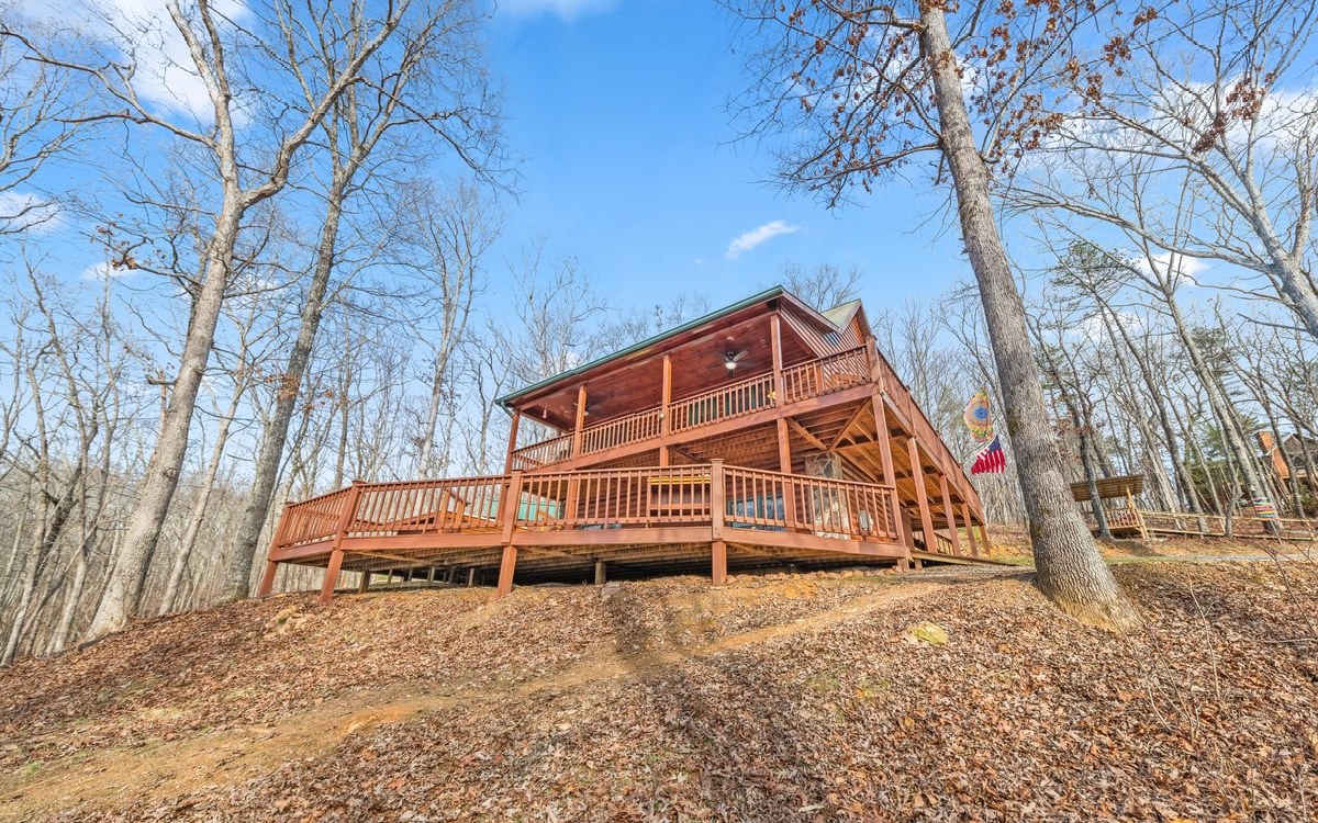 346 Heaven Scent Road Morganton, GA 30560 - Photo 1 of 45 Main View