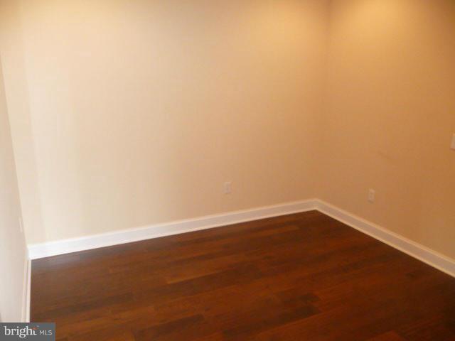 17197 Hardy Road Mount Airy, MD 21771 - Photo 12 of 30 Den/Library/Office