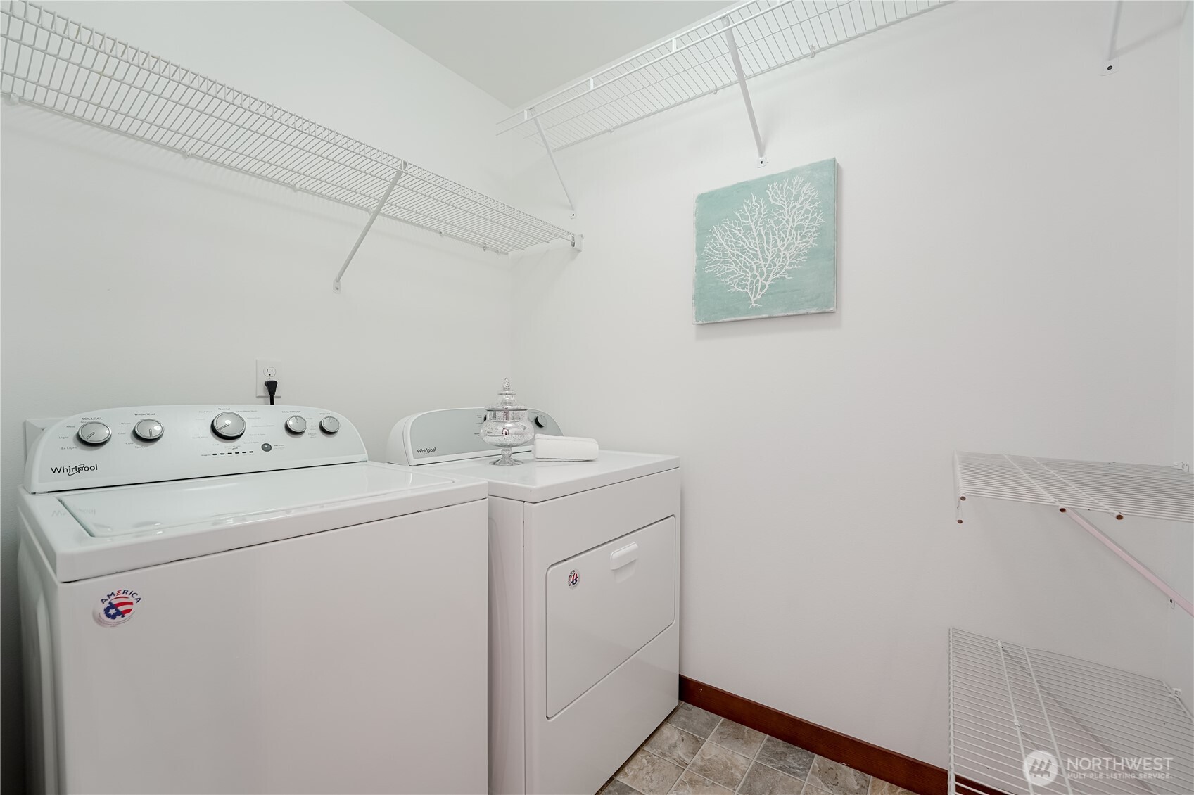 607 217th Street Southwest Bothell, WA 98021 - Photo 30 of 36 a utility room with dryer and washer