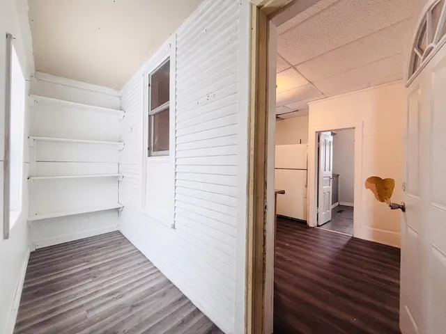 $900 | 605 Ellis Avenue South, Ashland, WI 54806