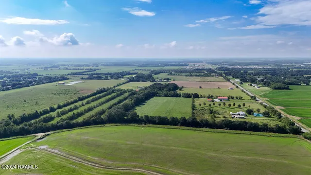 $1,350,000 | 667 Soldier Road, Scott, LA 70583