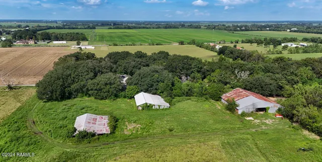 $1,350,000 | 667 Soldier Road, Scott, LA 70583