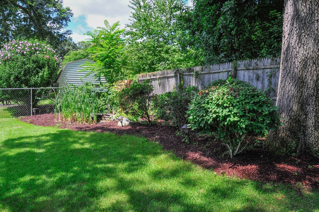 36 Chipmunk Road Springfield, MA 01108 - Photo 27 of 28 Gallery Image 27