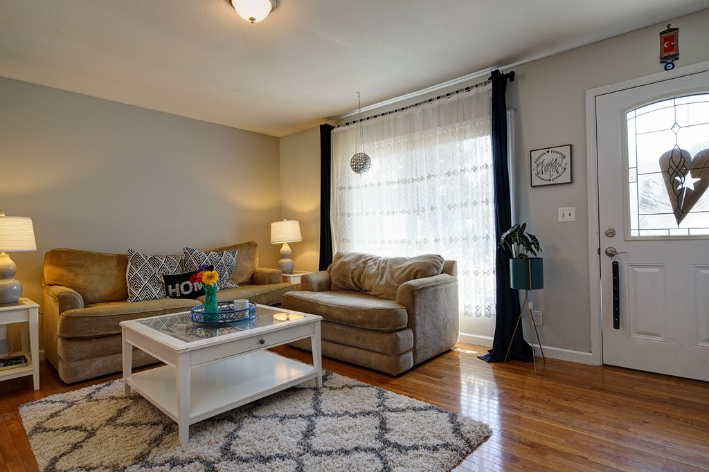 36 Chipmunk Road Springfield, MA 01108 - Photo 6 of 28 Gallery Image 6