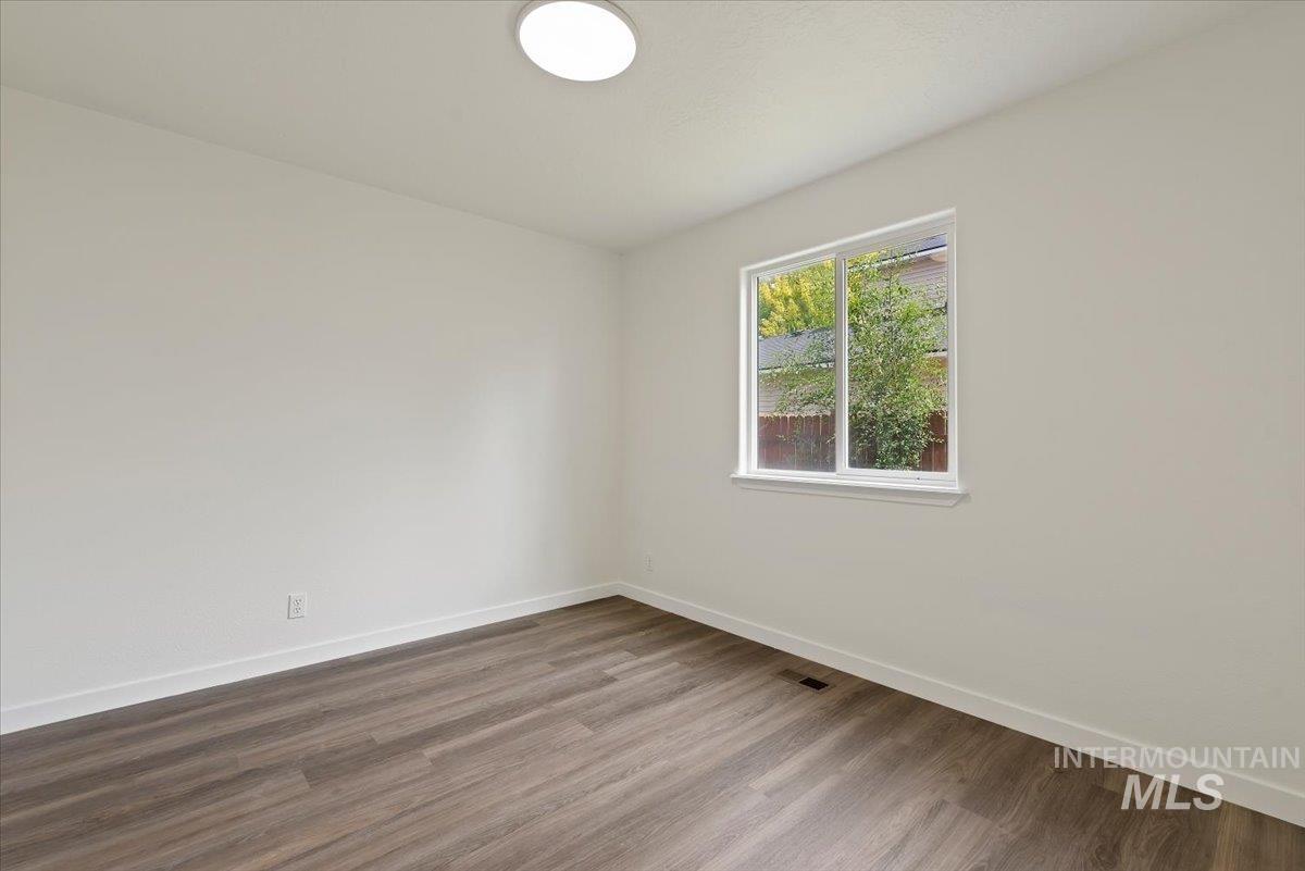 5418 Barkley Way Caldwell, ID 83607 - Photo 21 of 38