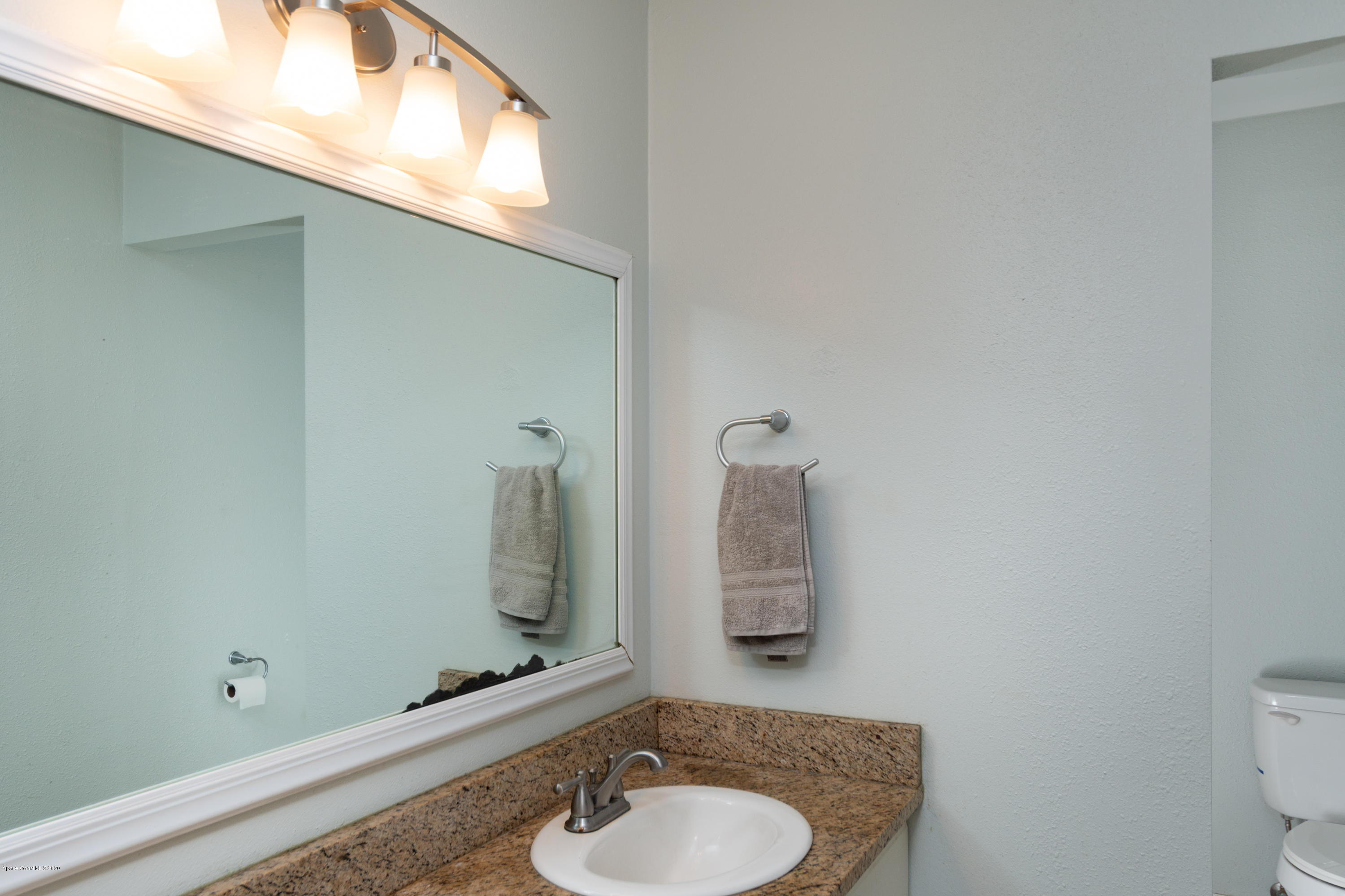 2065 City Acres Road Melbourne, FL 32904 - Photo 11 of 26 Master Vanity